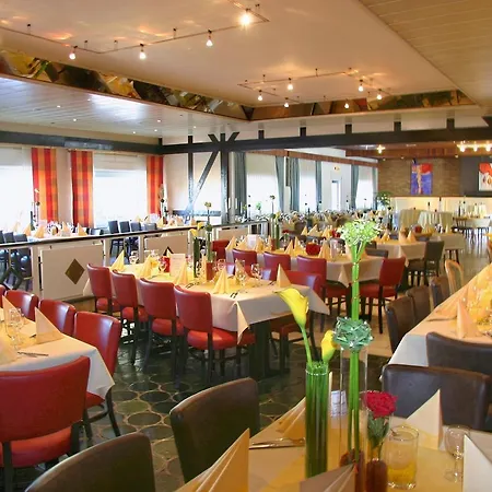 Szálloda Zur Quelle 3*