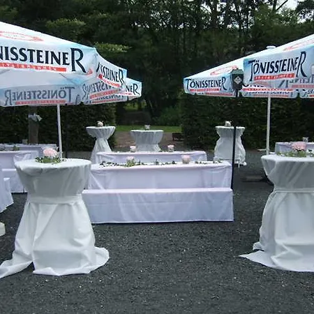 Zur Quelle Szálloda